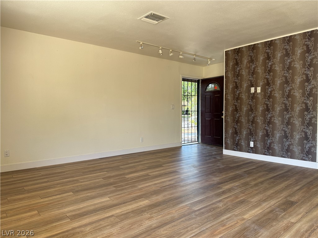 6162 Meadow Vista Lane Property Photo 7