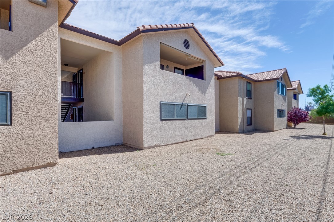 2451 North Rainbow Boulevard 2042 Property Photo 5