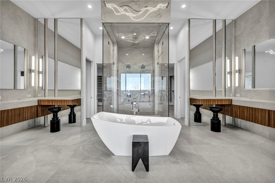 8 Cloudloft Court Property Photo 5