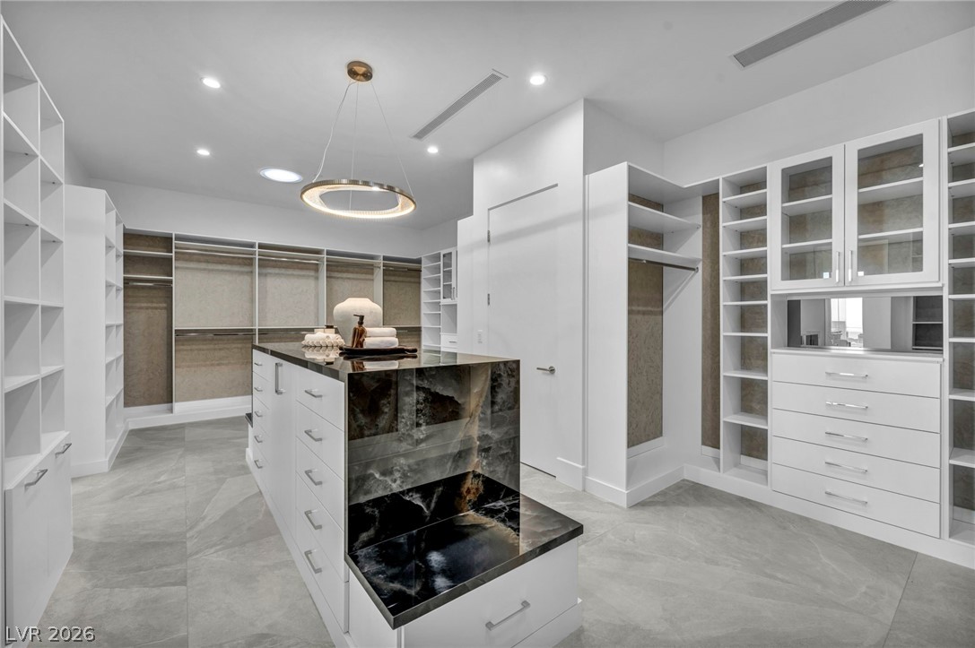 8 Cloudloft Court Property Photo 6
