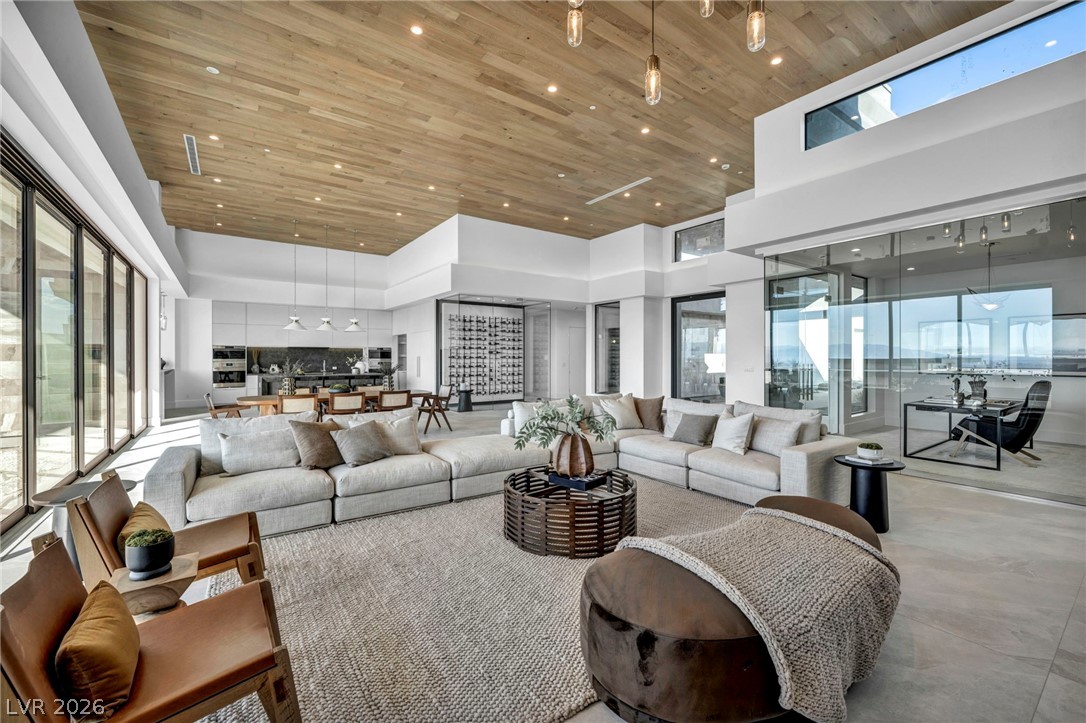 8 Cloudloft Court Property Photo 19