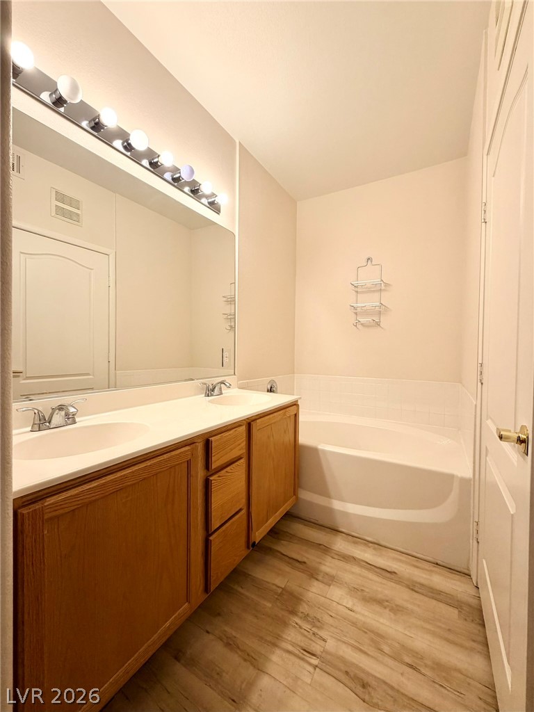 9901 Trailwood Drive 2004 Property Photo 17
