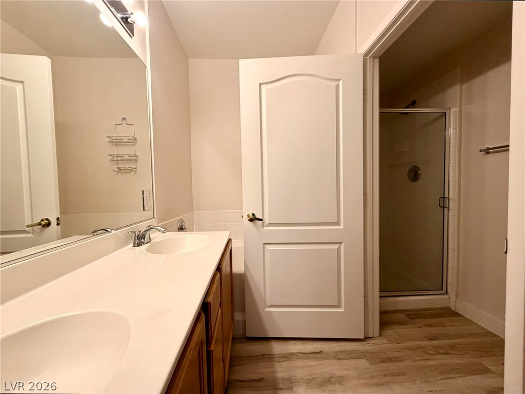 9901 Trailwood Drive 2004 Property Photo 18