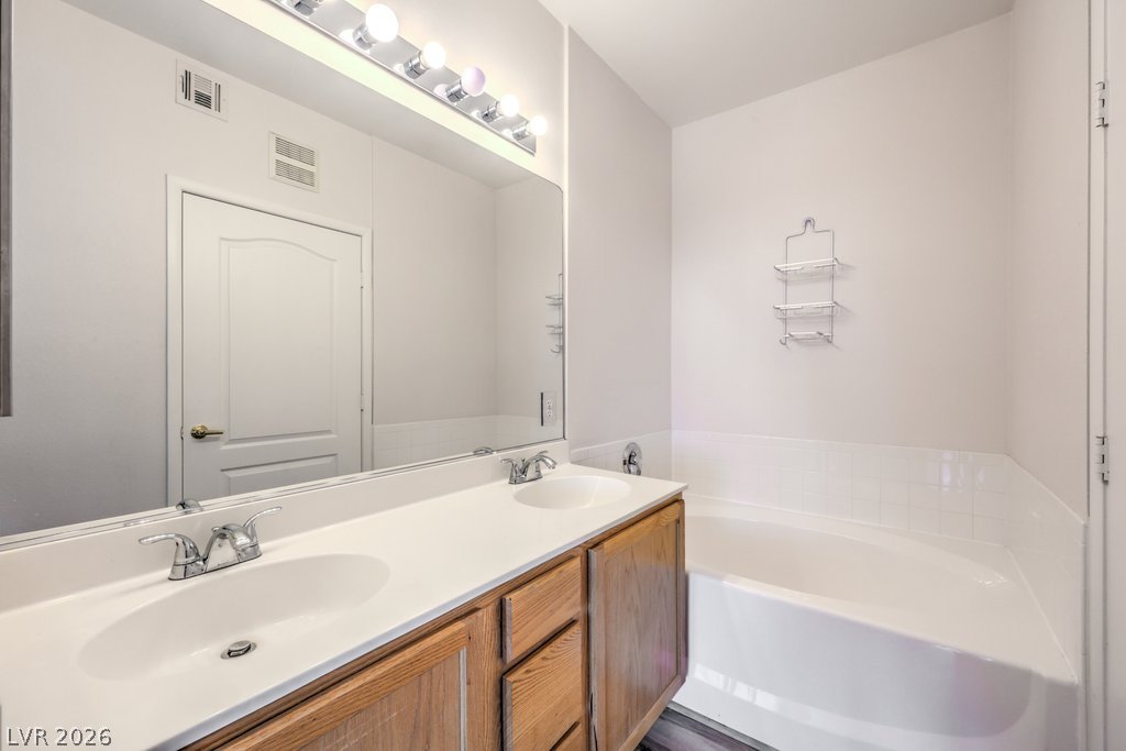 9901 Trailwood Drive 2004 Property Photo 26
