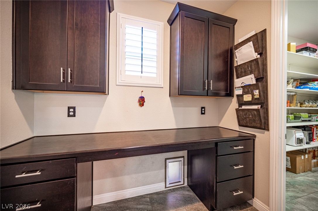 10729 Beecher Park Avenue Property Photo 38