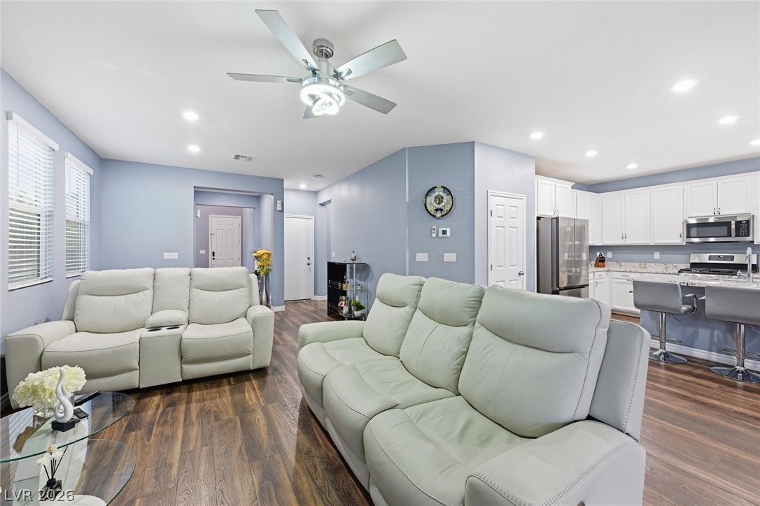 2740 Aldine Court Property Photo 6