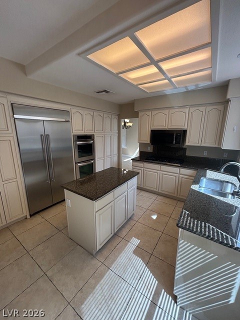 2929 Sterling Cove Drive Property Photo 3