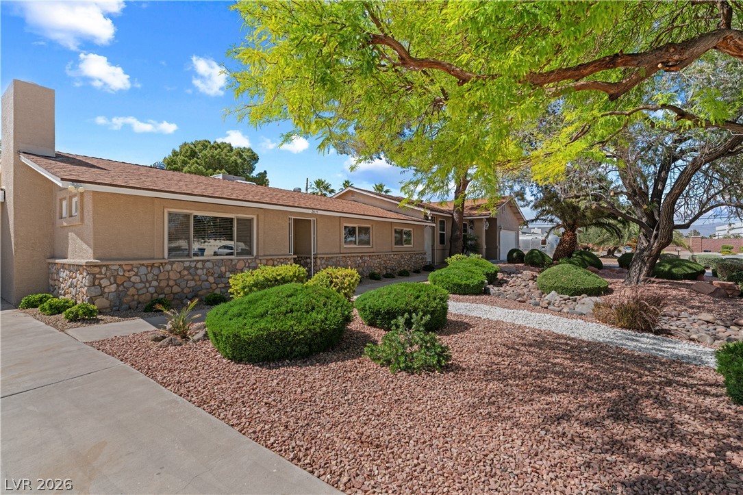 2635 El Camino Road Property Photo 1