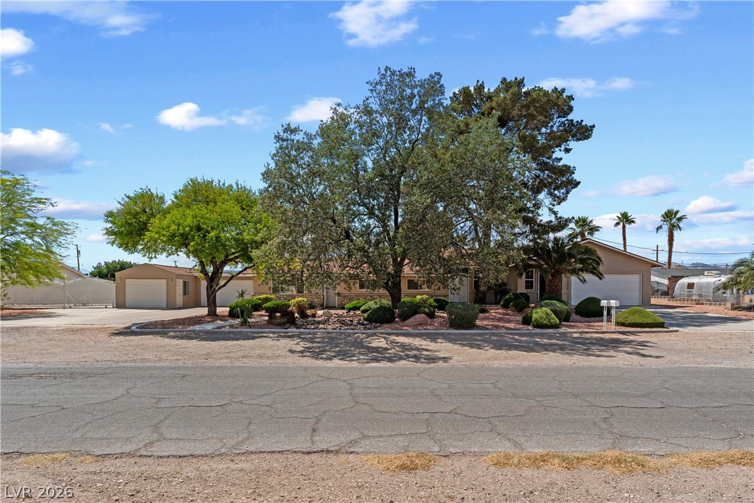 2635 El Camino Road Property Photo 3