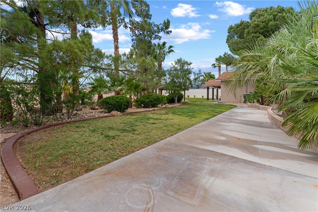 2635 El Camino Road Property Photo 71