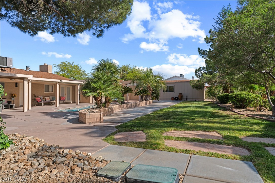 2635 El Camino Road Property Photo 86