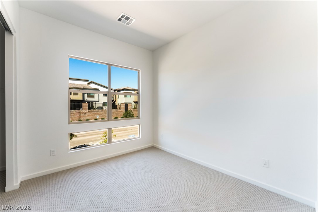 635 Talon Ridge Street Property Photo 15