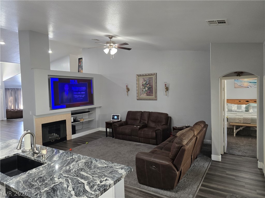 6036 Cocktail Drive Property Photo 6
