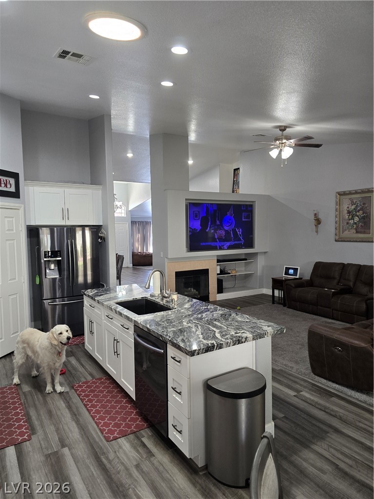 6036 Cocktail Drive Property Photo 7