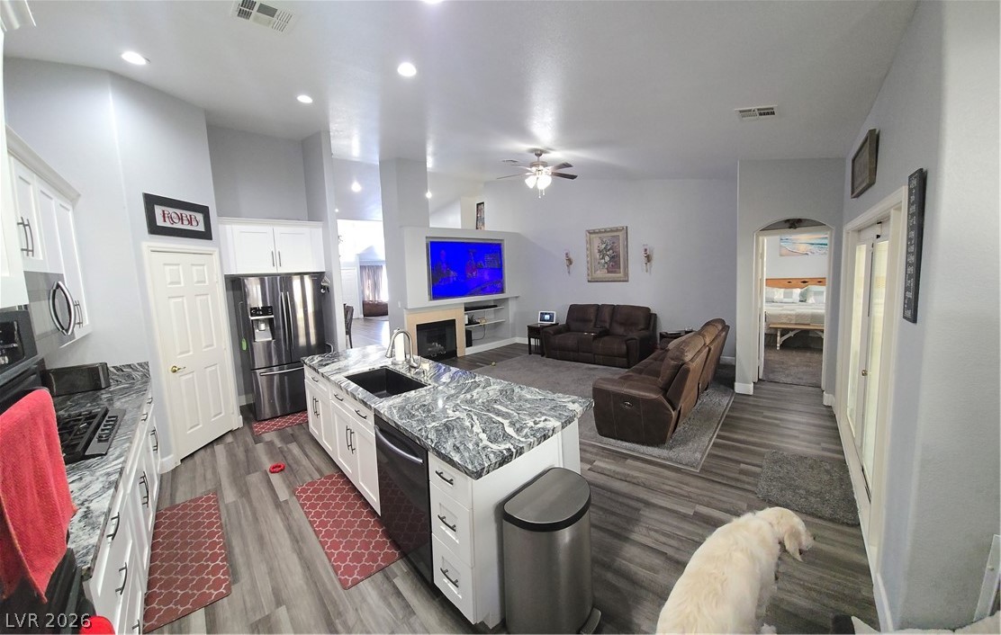 6036 Cocktail Drive Property Photo 16