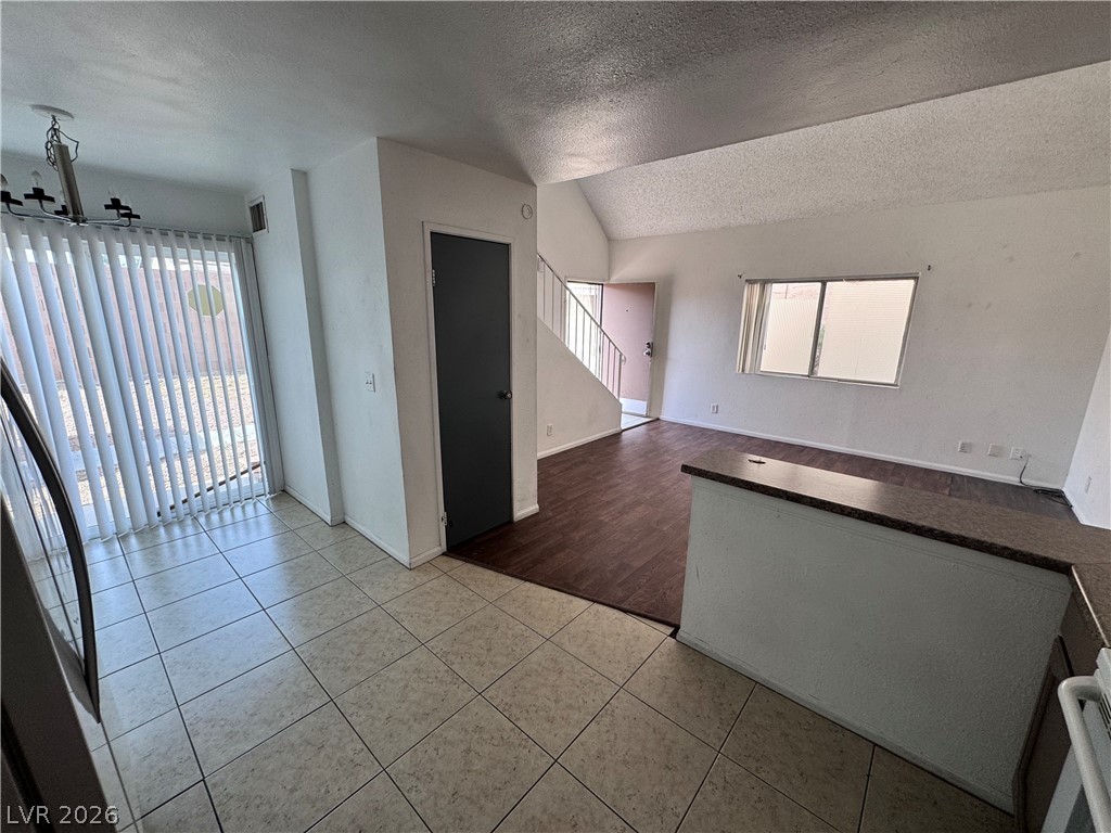 5245 Golden Lane Property Photo 5