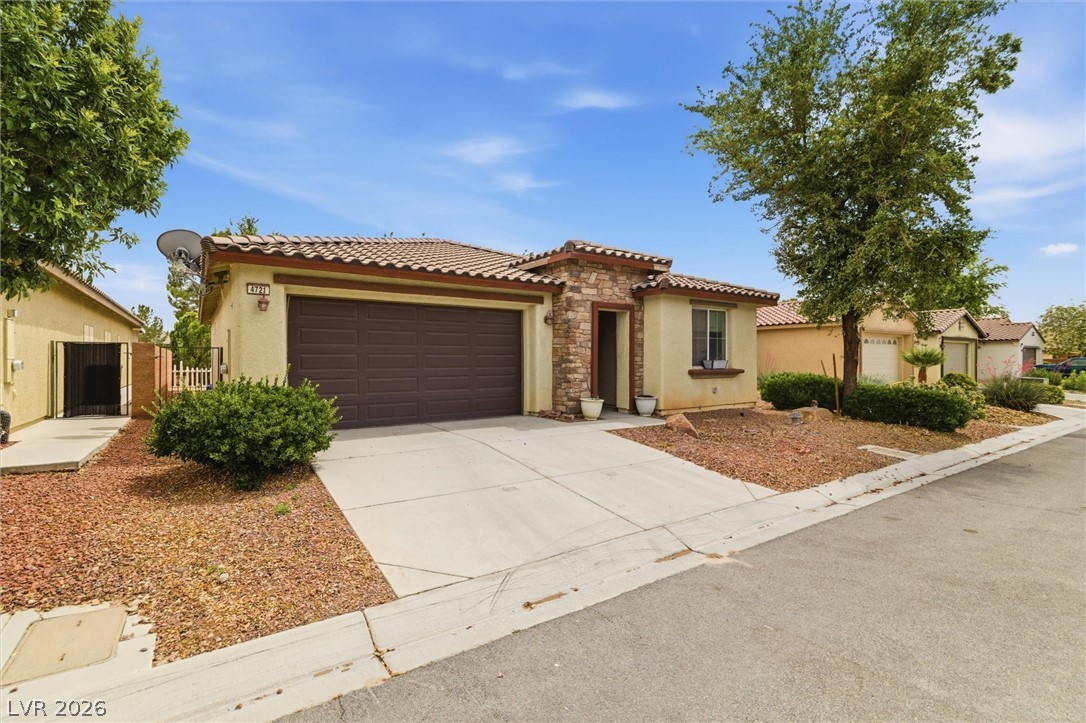 4721 South Adriano Way Property Photo 2