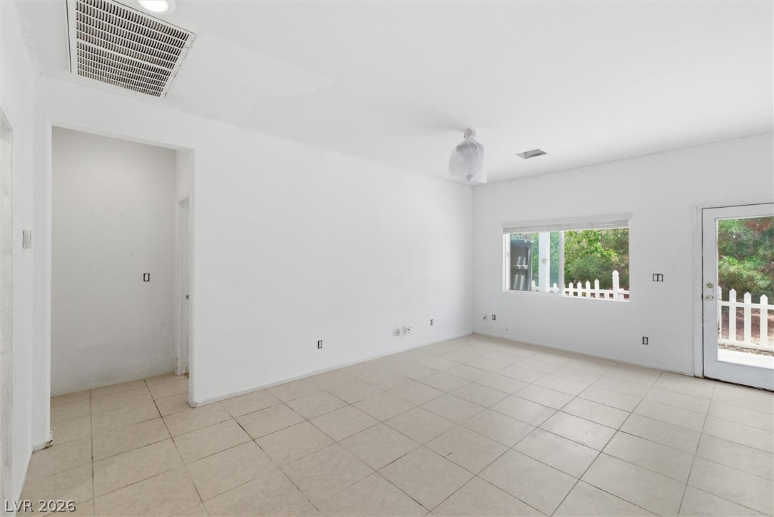 4721 South Adriano Way Property Photo 12