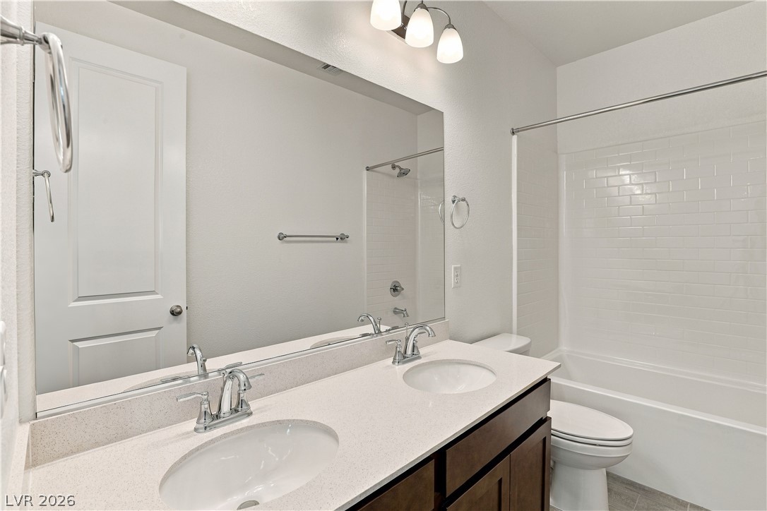 5166 Olga Manor Avenue Property Photo 10
