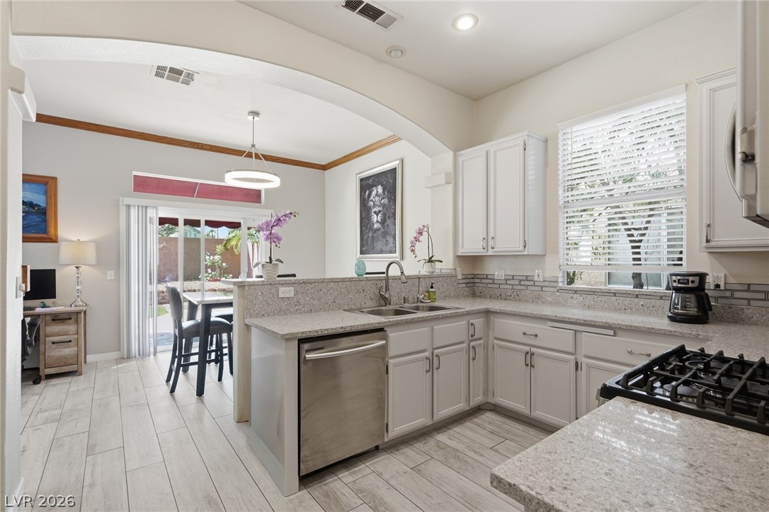 1601 Eagle Peak Way Property Photo 15