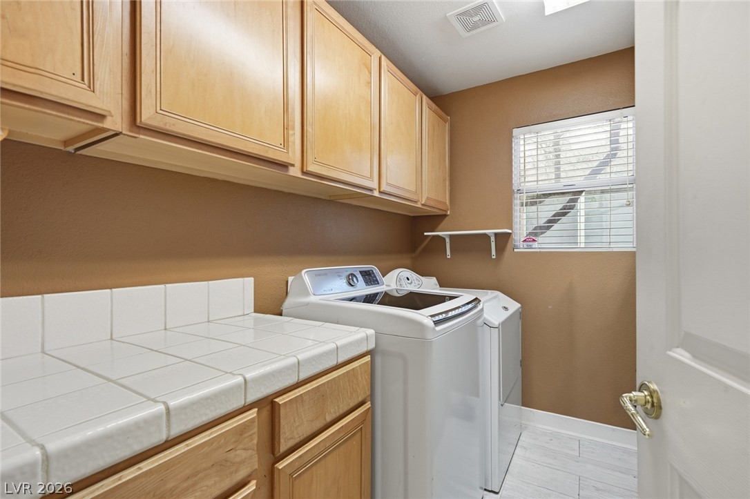 1601 Eagle Peak Way Property Photo 16