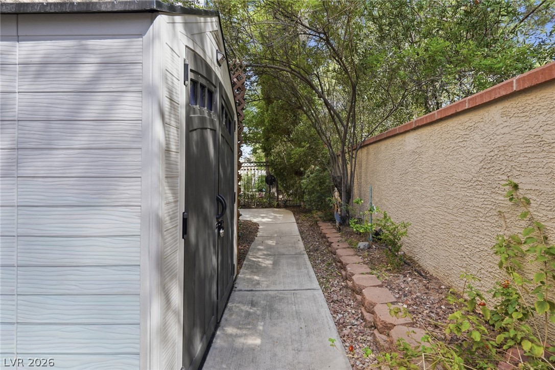 1601 Eagle Peak Way Property Photo 41