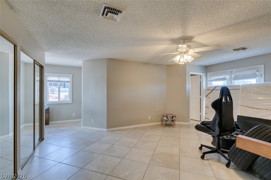 892 North Hollywood Boulevard Property Photo 39