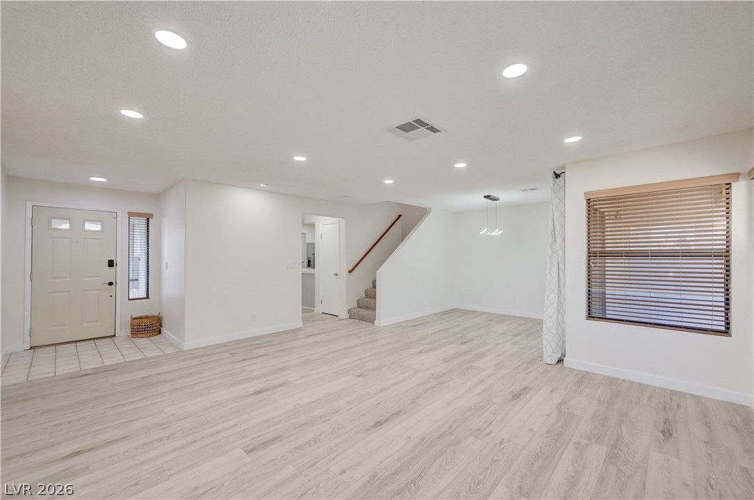 9548 Wooden Pier Way Property Photo 8