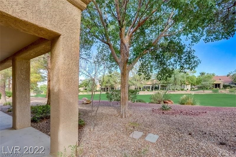 2620 Highvale Drive Property Photo 2
