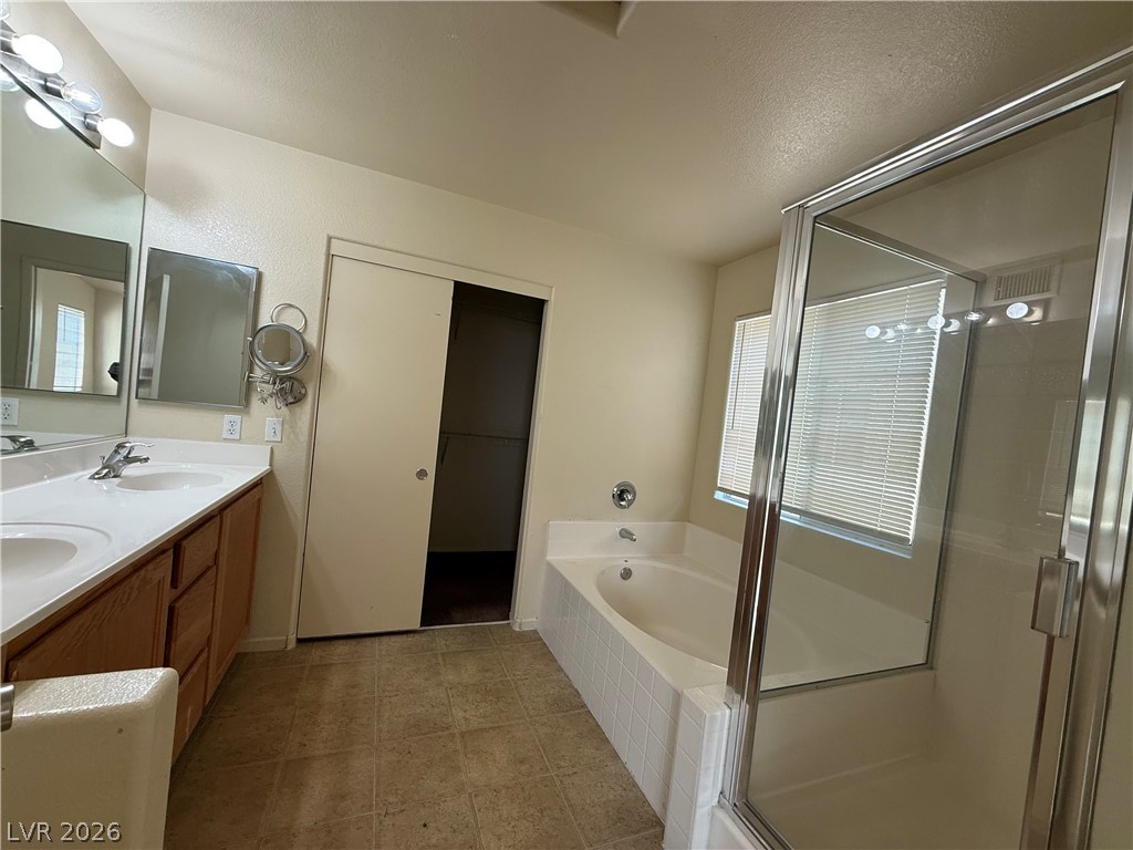 3358 Glacial Lake Street Property Photo 21