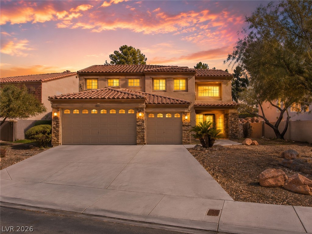 8404 Bay Crest Drive Property Photo 1