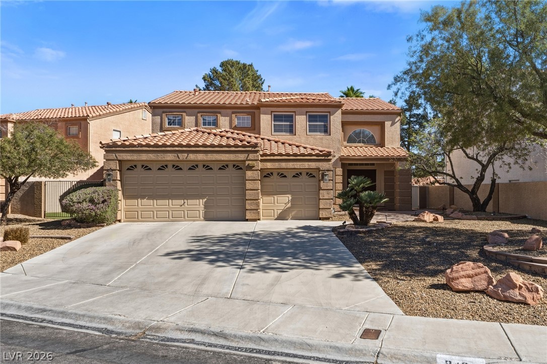 8404 Bay Crest Drive Property Photo 2