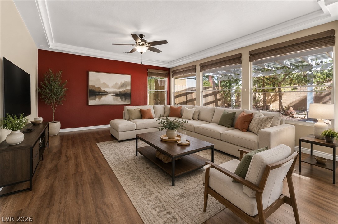 8404 Bay Crest Drive Property Photo 14
