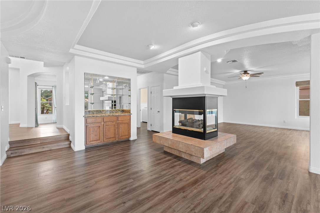 8404 Bay Crest Drive Property Photo 17