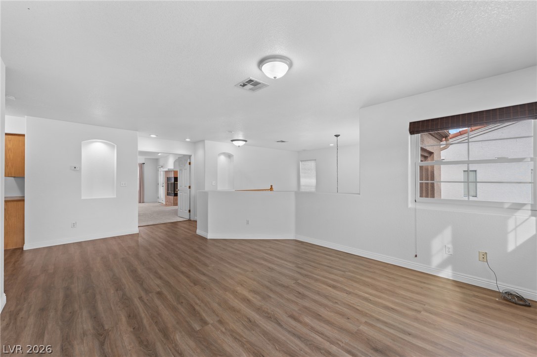 8404 Bay Crest Drive Property Photo 25