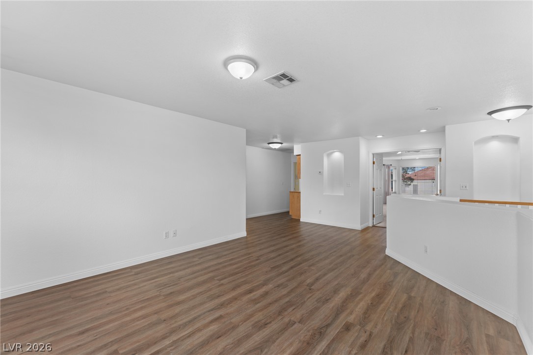 8404 Bay Crest Drive Property Photo 26