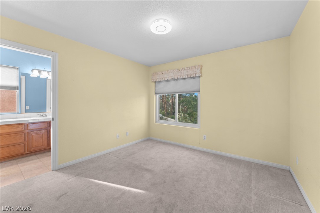 8404 Bay Crest Drive Property Photo 33