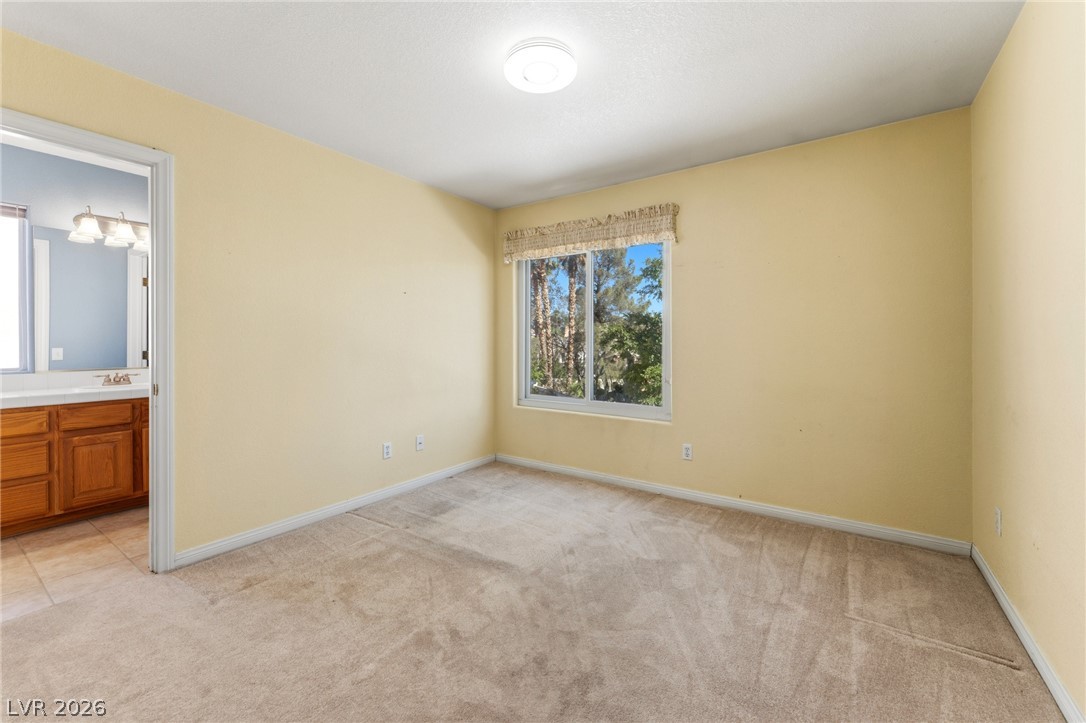 8404 Bay Crest Drive Property Photo 38