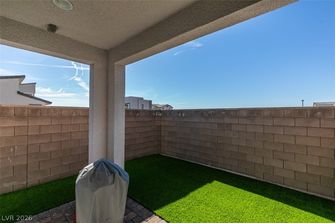 642 Solar Citrine Street Property Photo 44