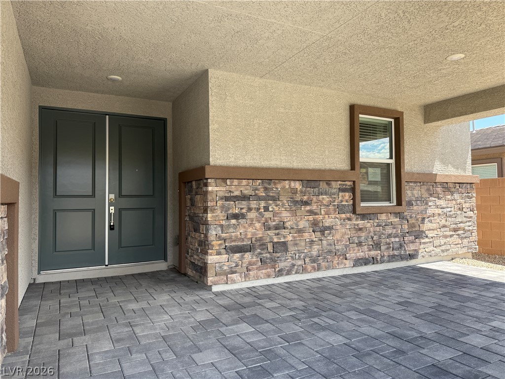 9956 Joshua Foothills Street Property Photo 2
