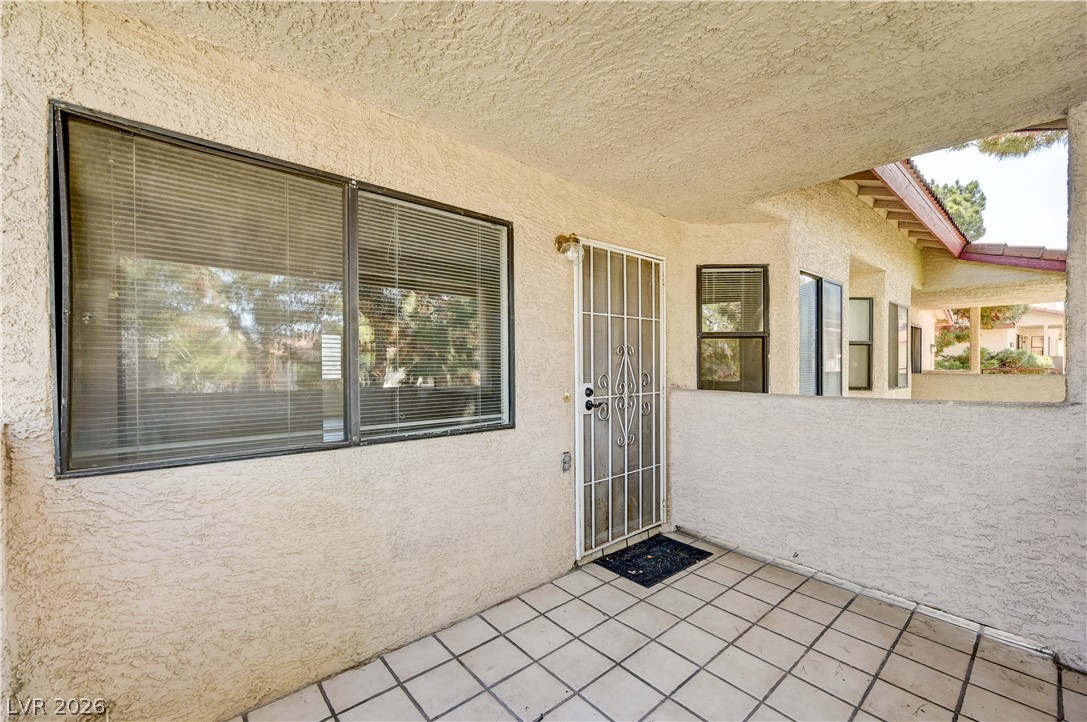 817 Rock Springs Drive 202 Property Photo 29