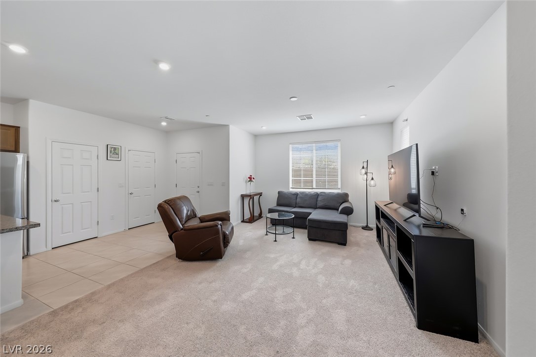 1347 Cerulean Avenue Property Photo 3