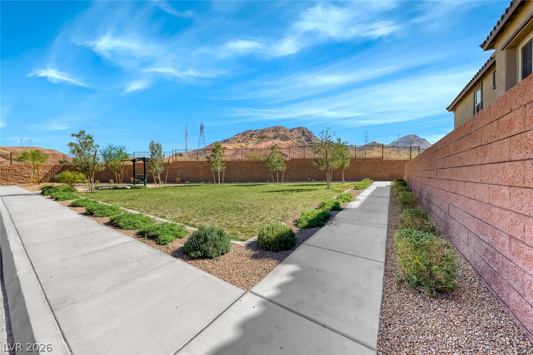 1347 Cerulean Avenue Property Photo 36