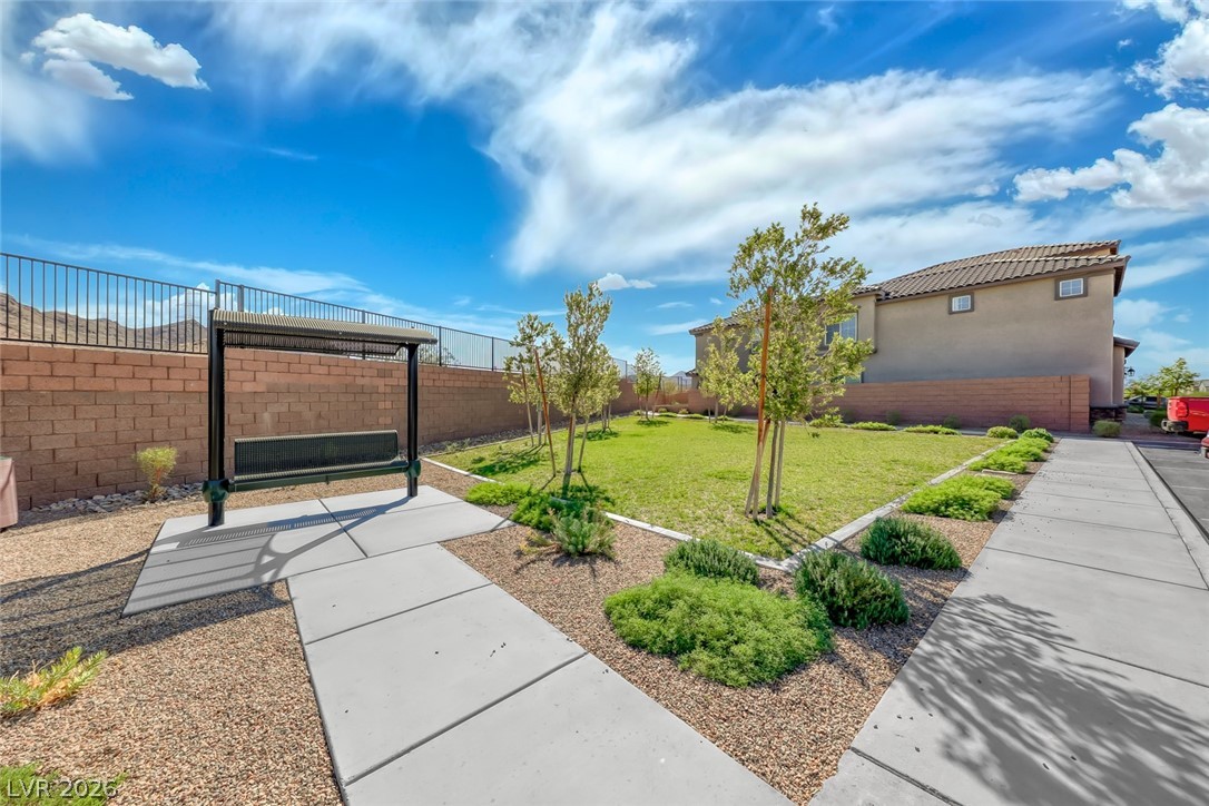 1347 Cerulean Avenue Property Photo 37