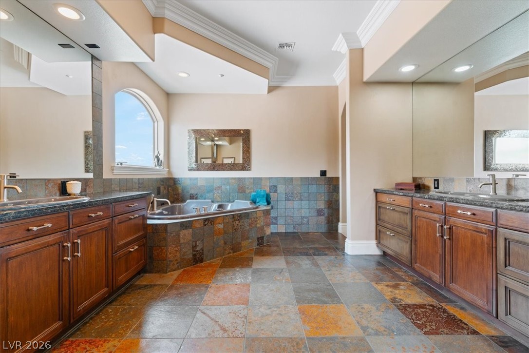 28 Via Siena Place Property Photo 60