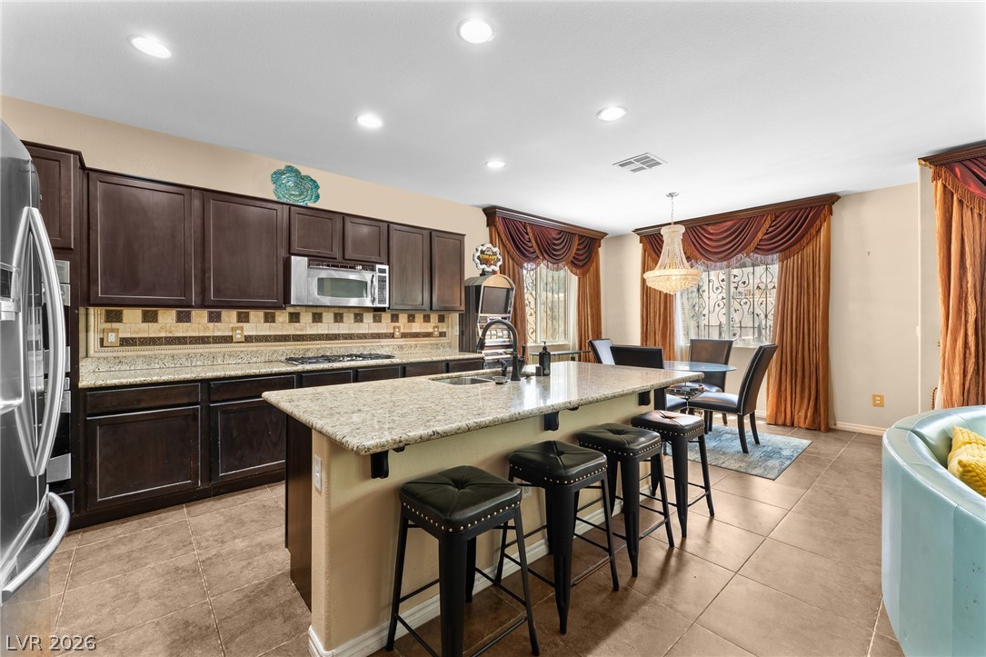 4205 West Falcons Flight Avenue Property Photo 16