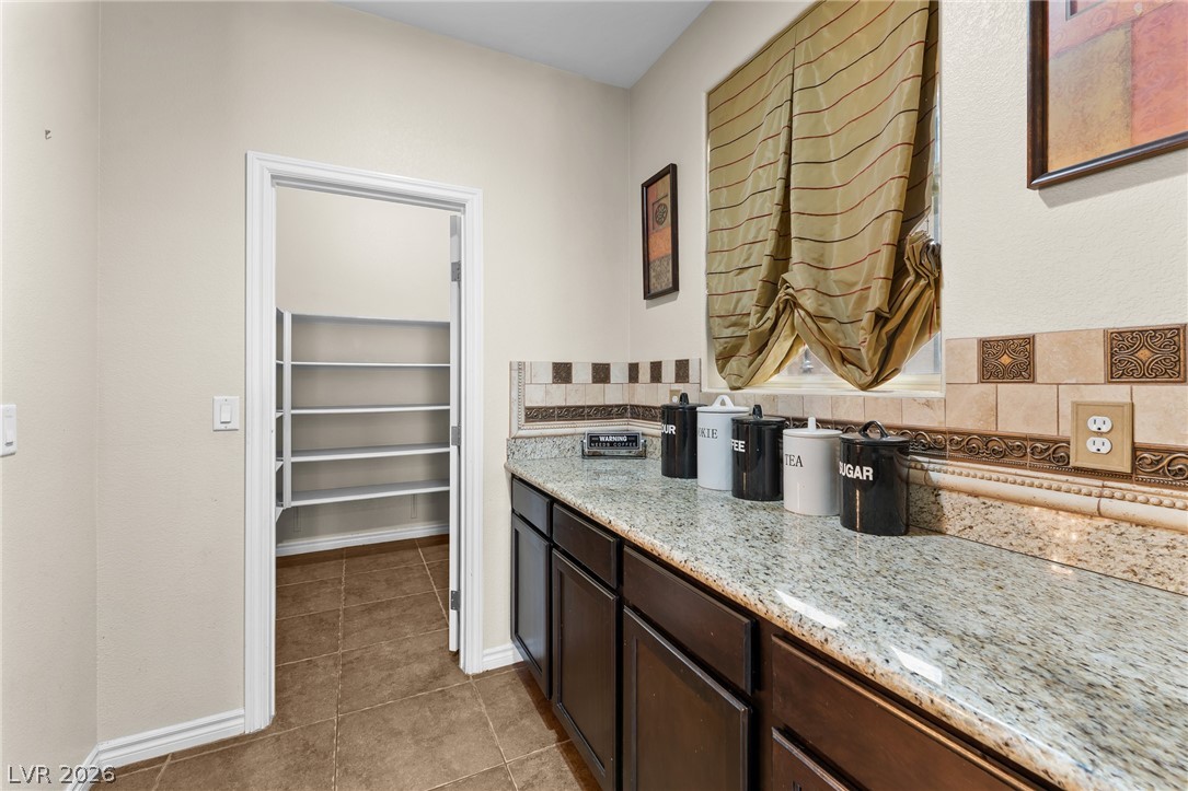 4205 West Falcons Flight Avenue Property Photo 19