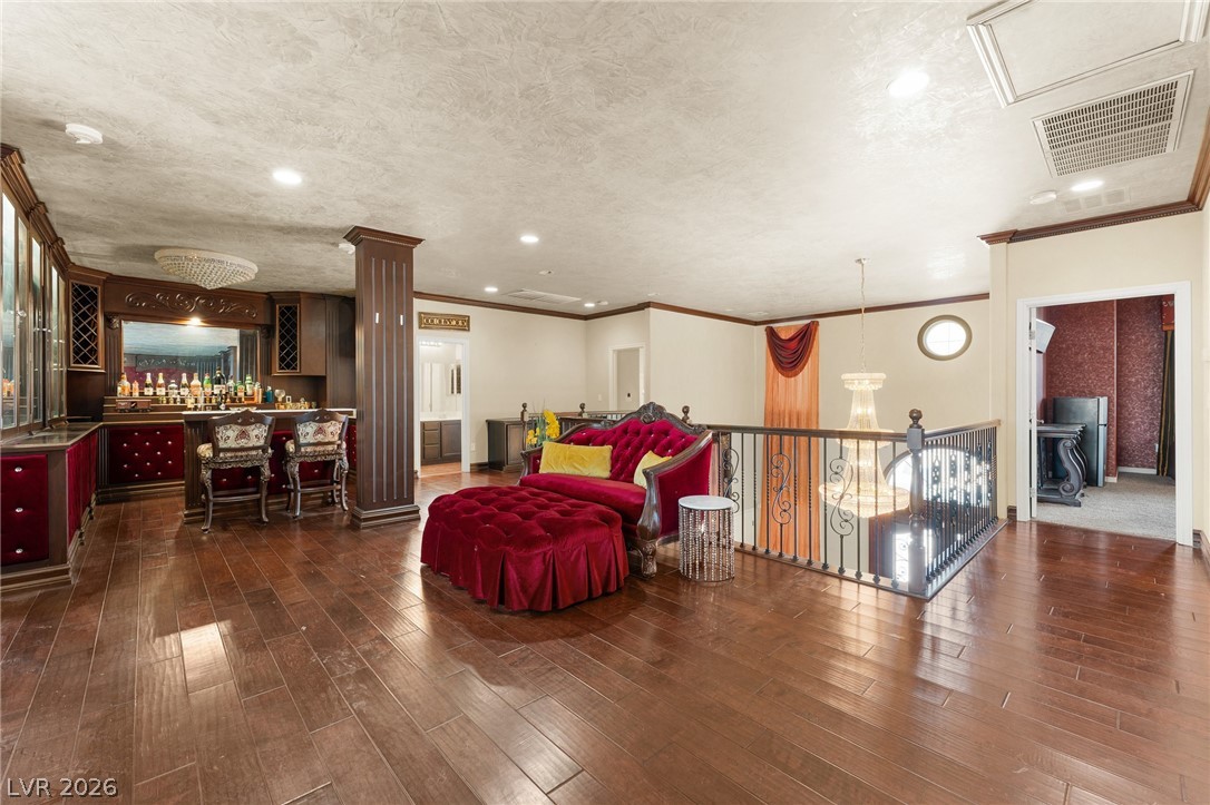 4205 West Falcons Flight Avenue Property Photo 31