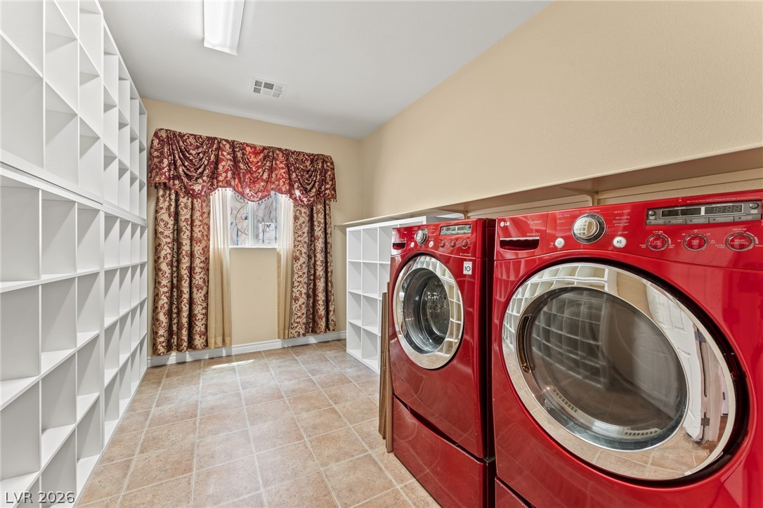 4205 West Falcons Flight Avenue Property Photo 58