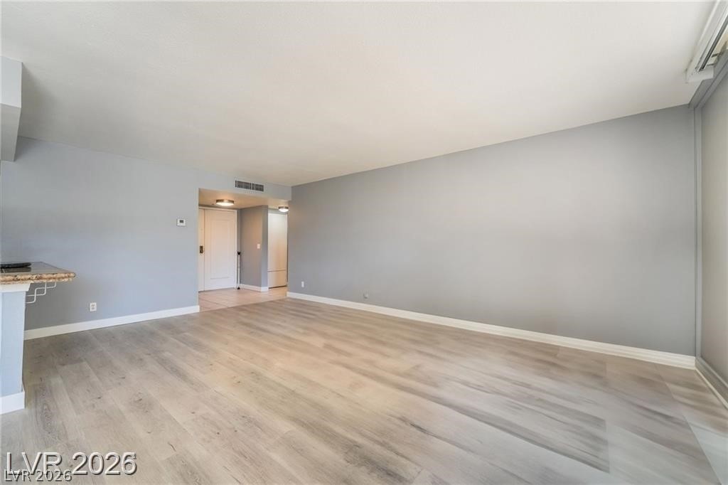 205 East Harmon Avenue 409 Property Photo 7